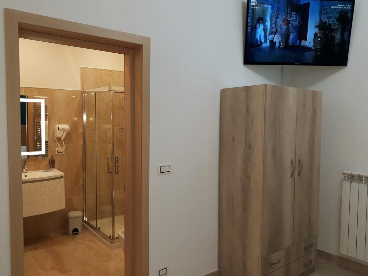 Il Vittoriano Aparthotel Порто Чезарео Екстериор снимка